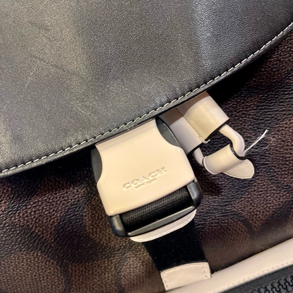 Coach Racer Backpack Blocked Signature Canvas - Picture 3 of 14